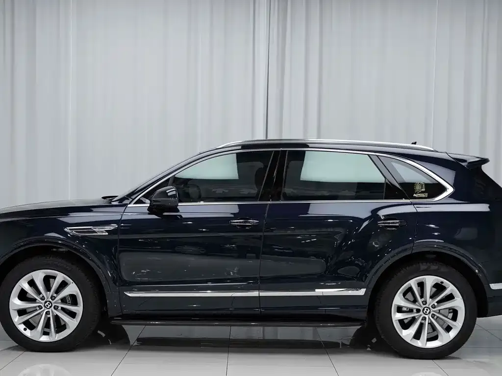 Bentley Bentayga — фото 3