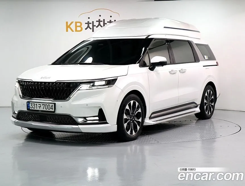 Kia Carnival — фото 1