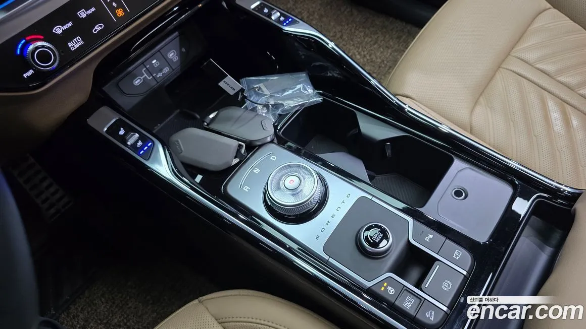 Kia Sorento — фото 9