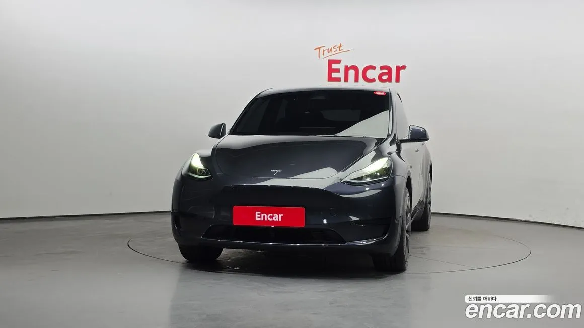 Tesla Model Y — фото 3