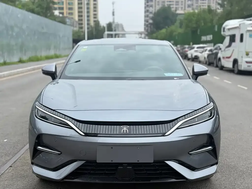 BYD L EV — фото 2