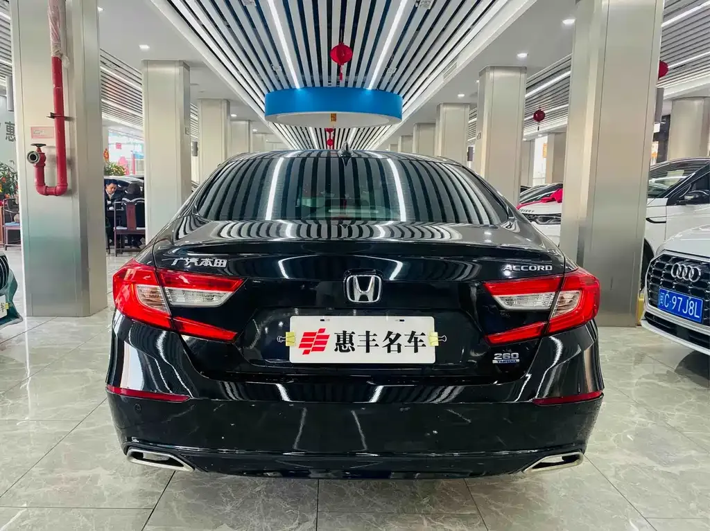 Honda Accord — фото 5