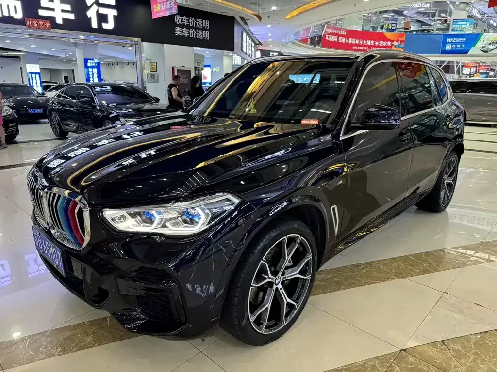 BMW X5 — фото 1