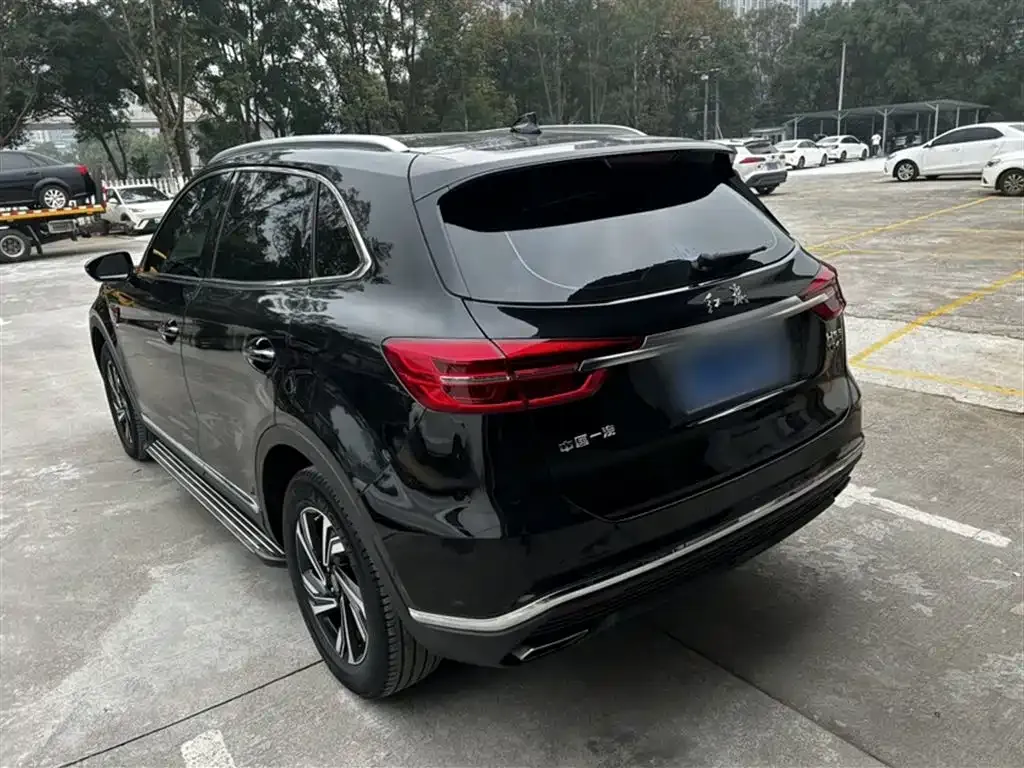 Hongqi HS5 — фото 5