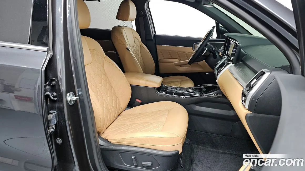 Kia Sorento — фото 10