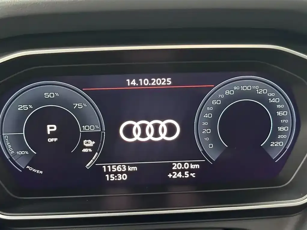 Audi Q4 e-tron — фото 10