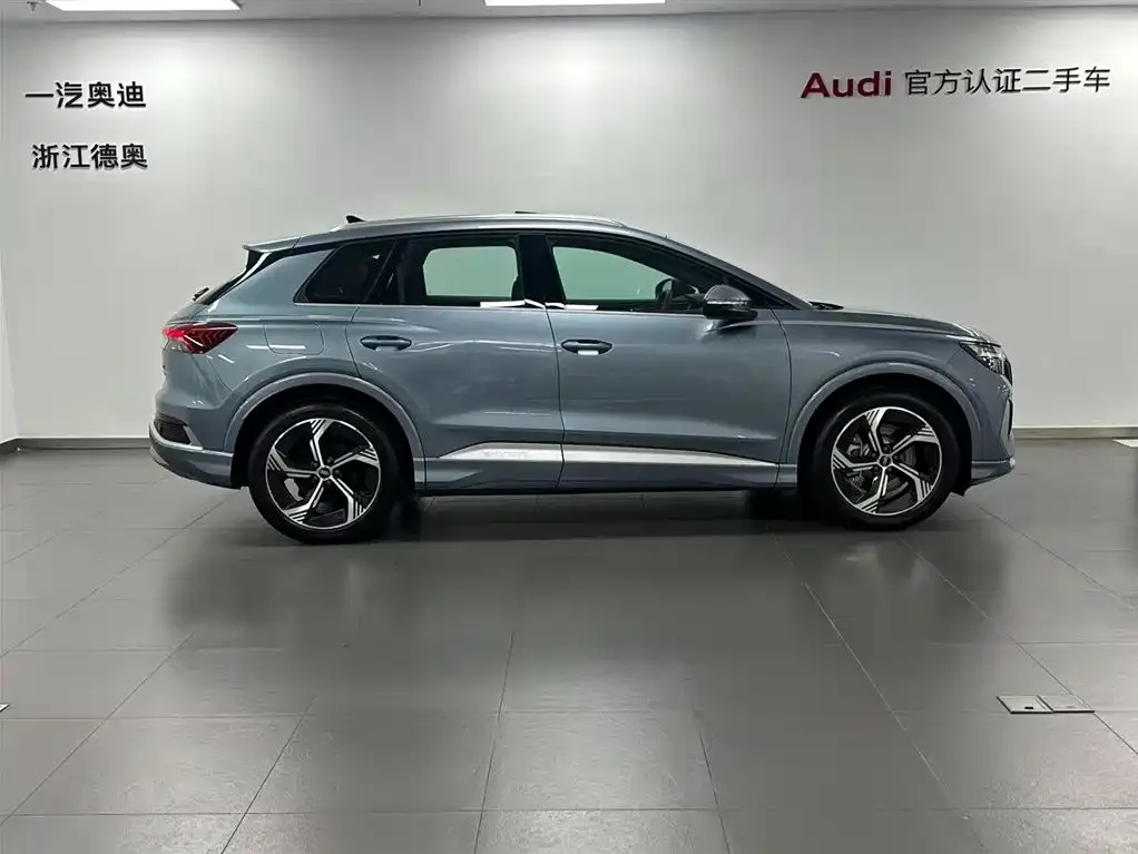 Audi Q4 e-tron — фото 3