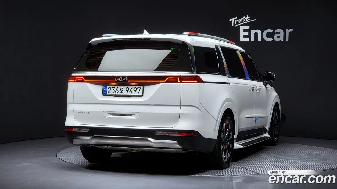 Kia Carnival — фото 2