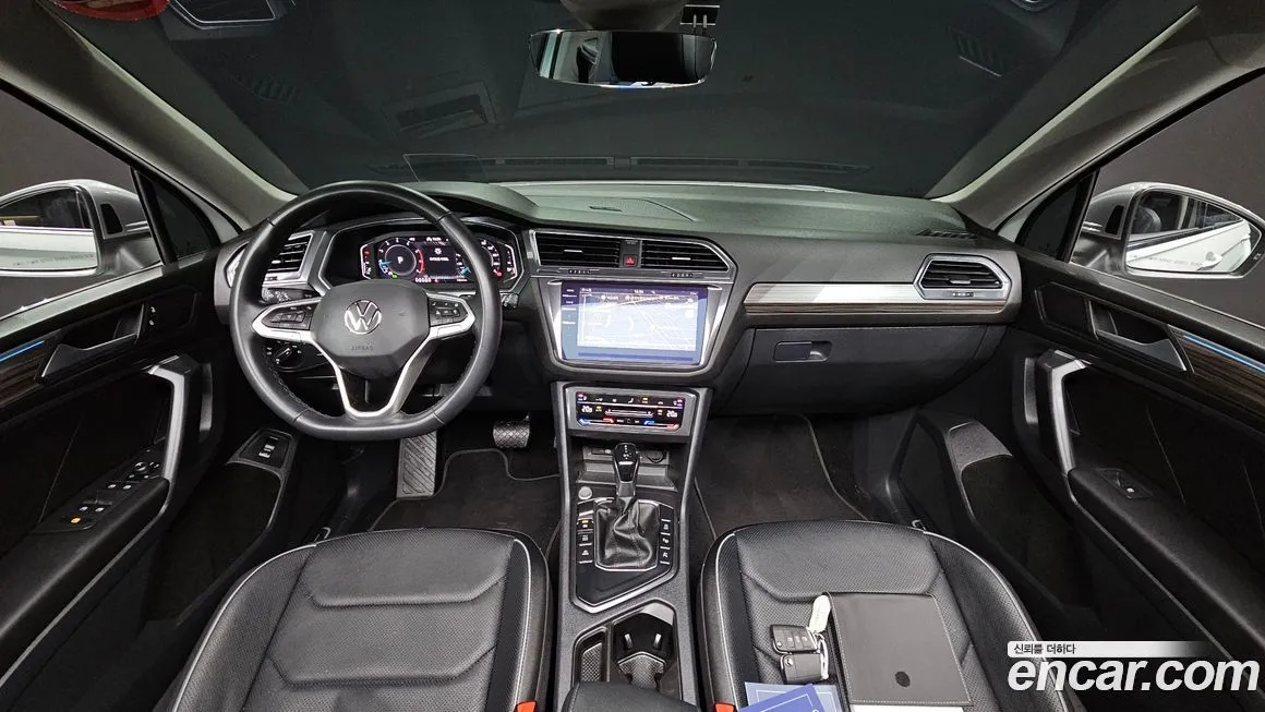 Volkswagen Tiguan — фото 7