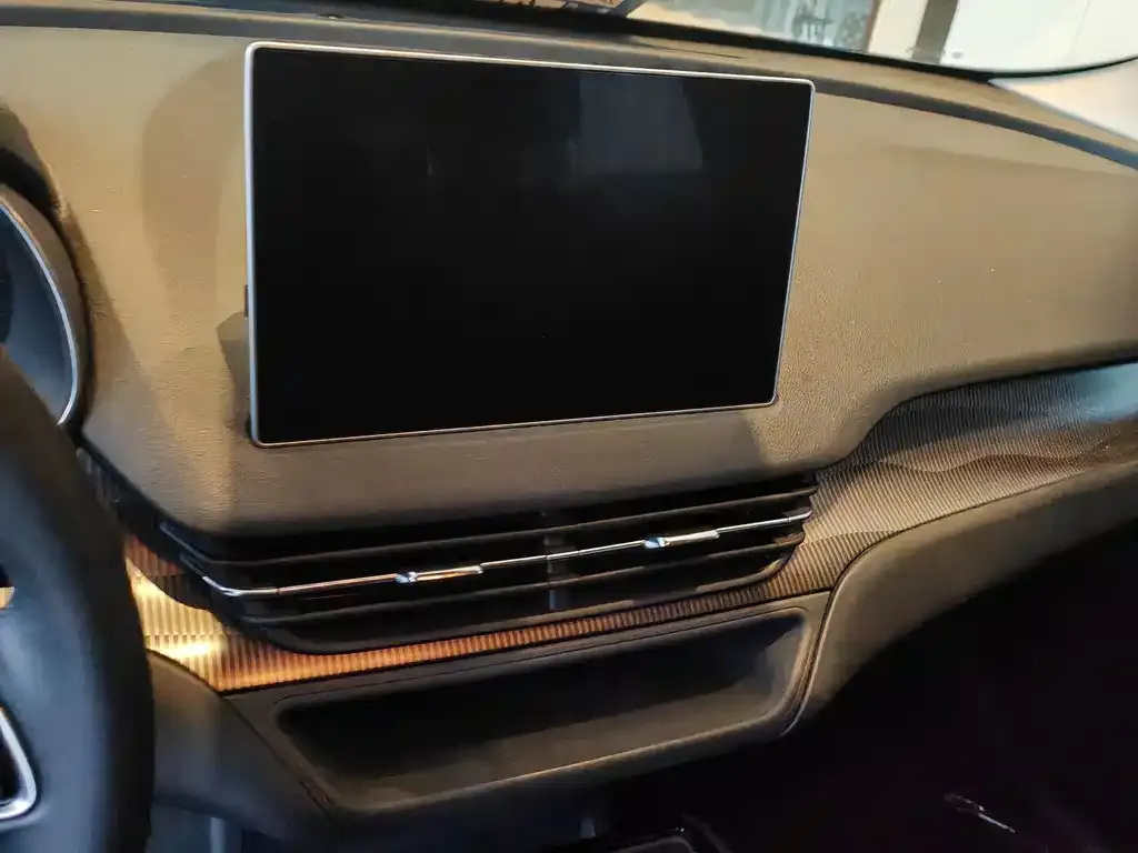 Hongqi E-QM5 — фото 7