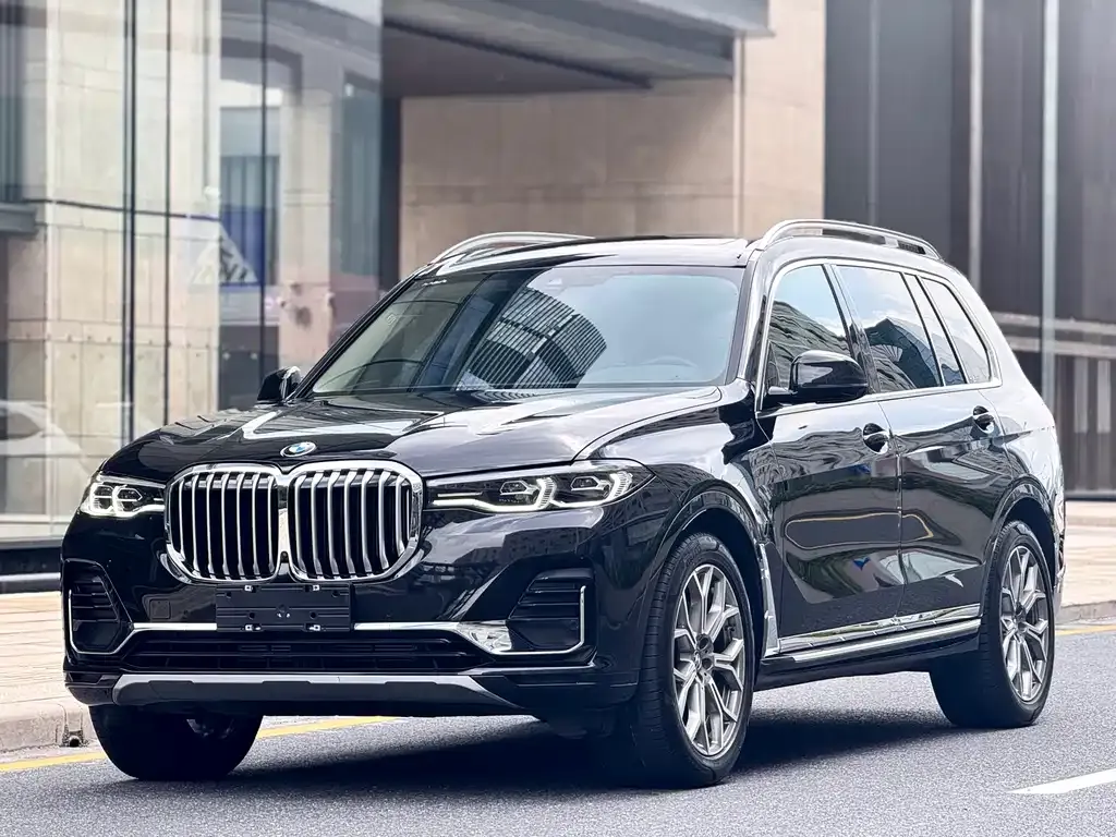 BMW X7 — фото 1