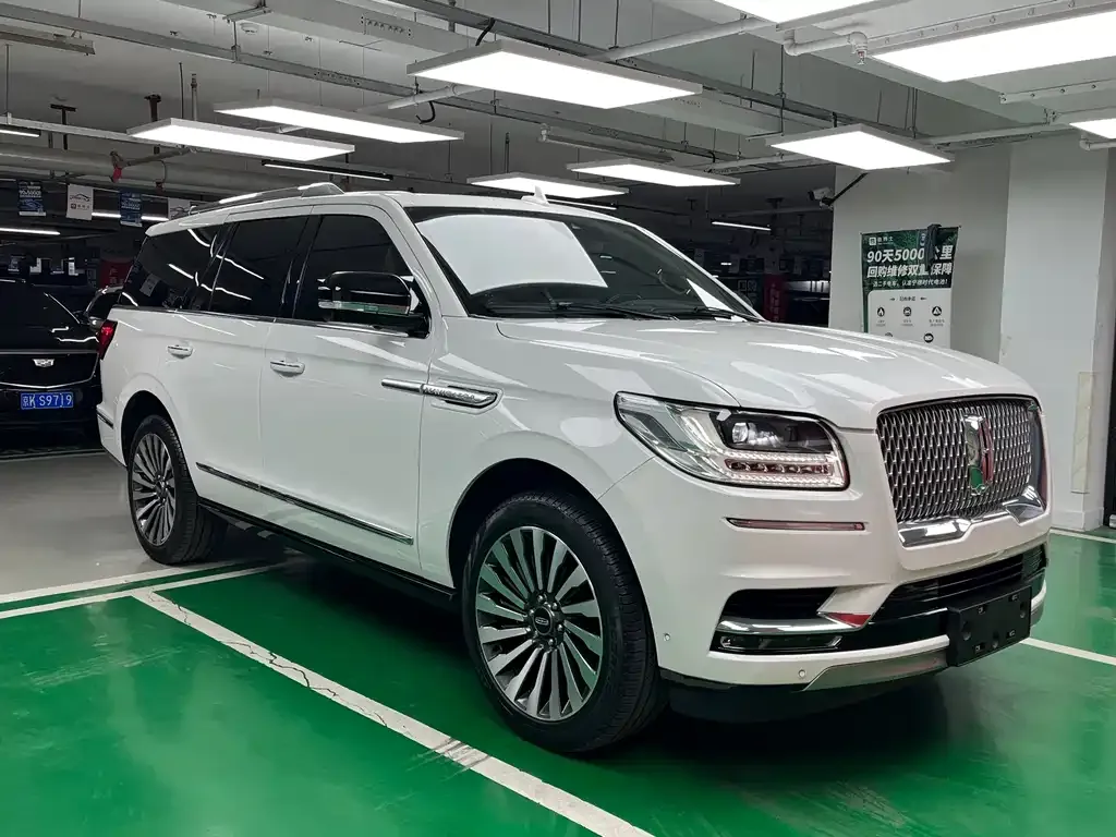 Lincoln Navigator — фото 3