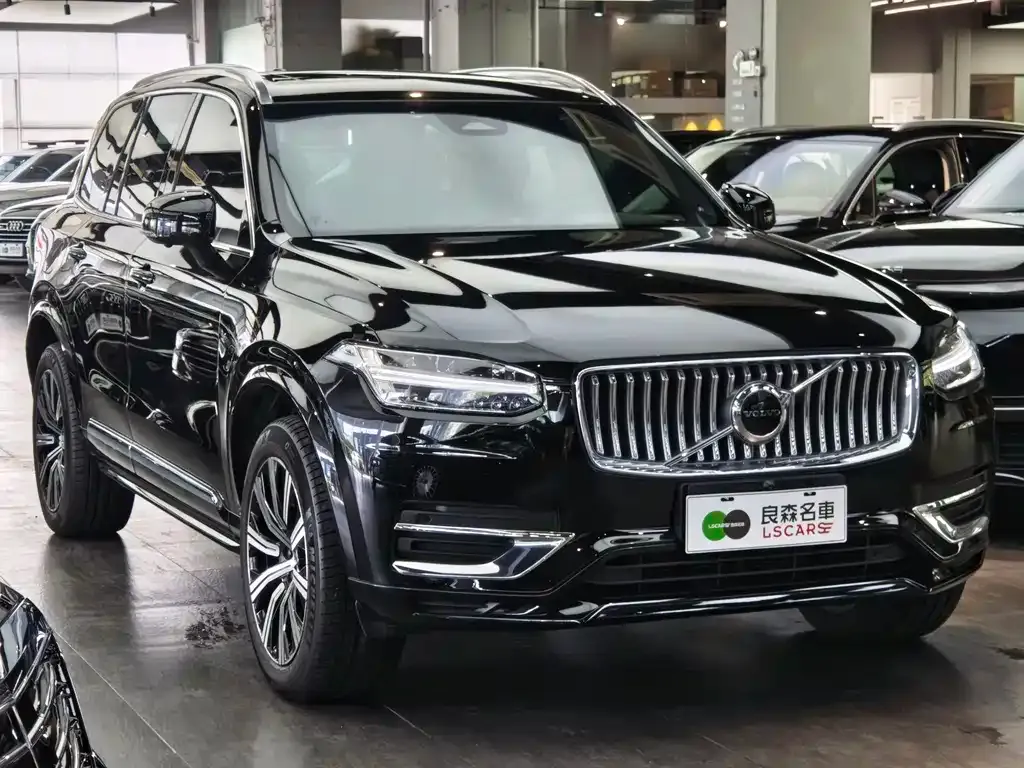 Volvo XC90 — фото 3