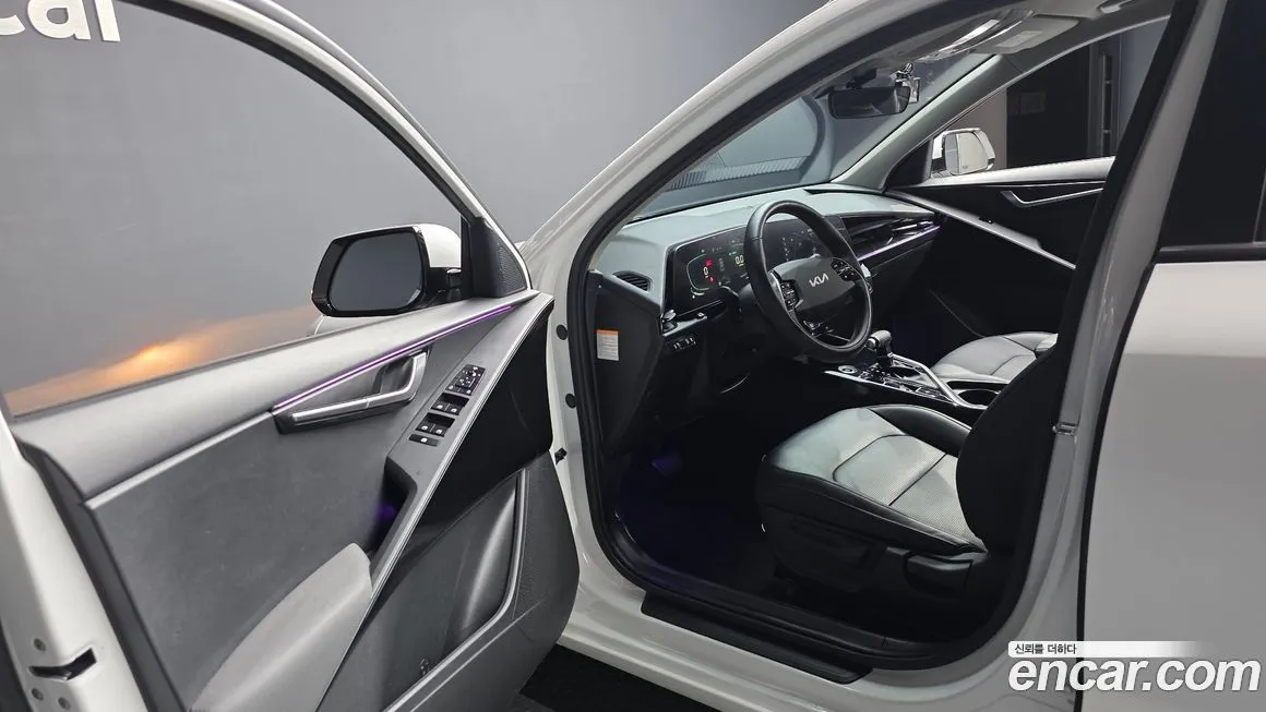 Kia Niro — фото 10