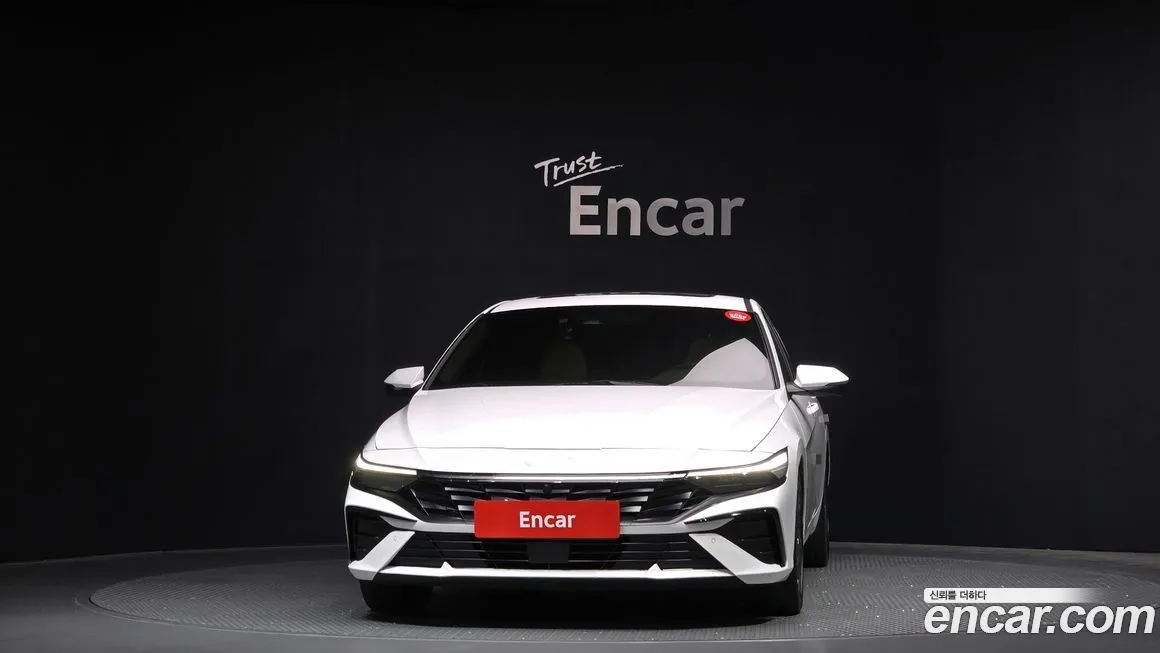 Hyundai AVANTE — фото 3
