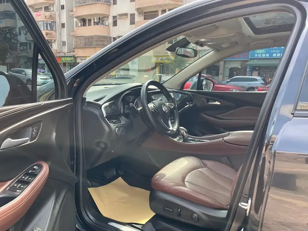 Buick Envision Plus — фото 9