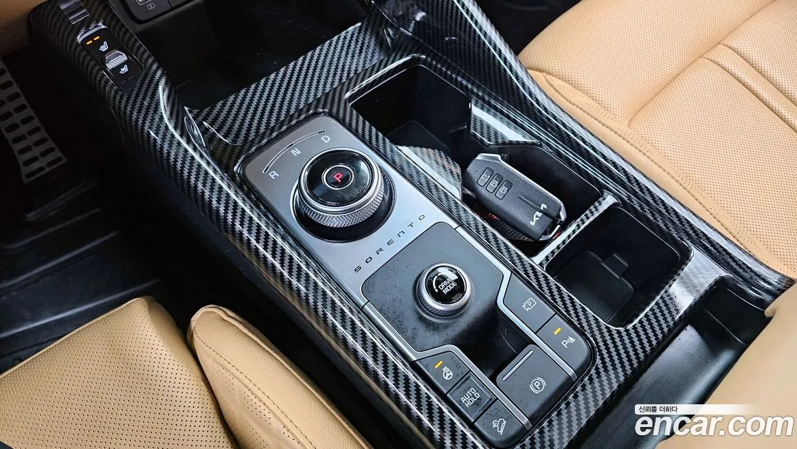 Kia Sorento — фото 9