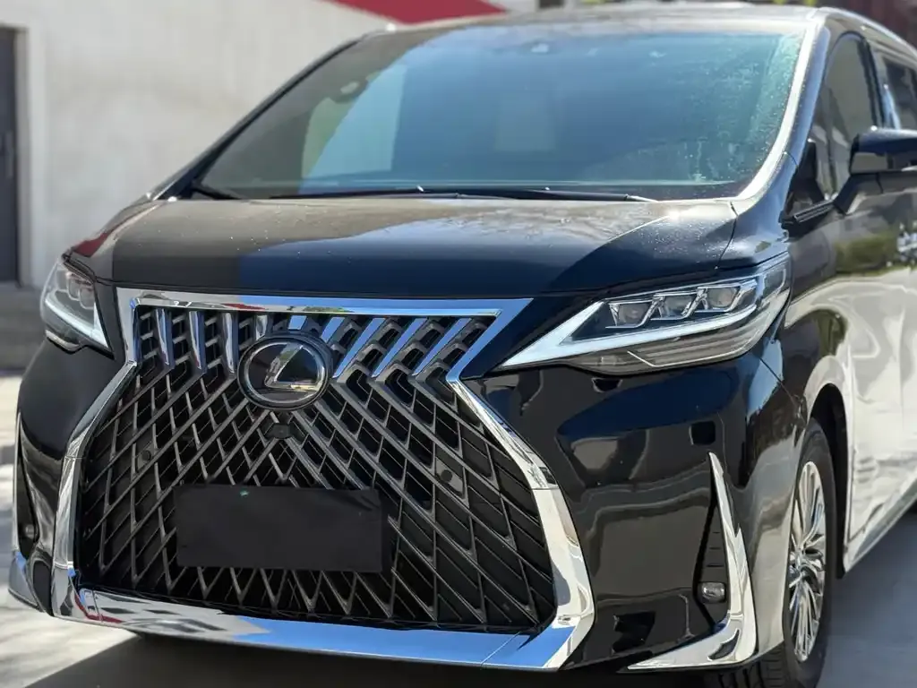 Toyota Vellfire — фото 6