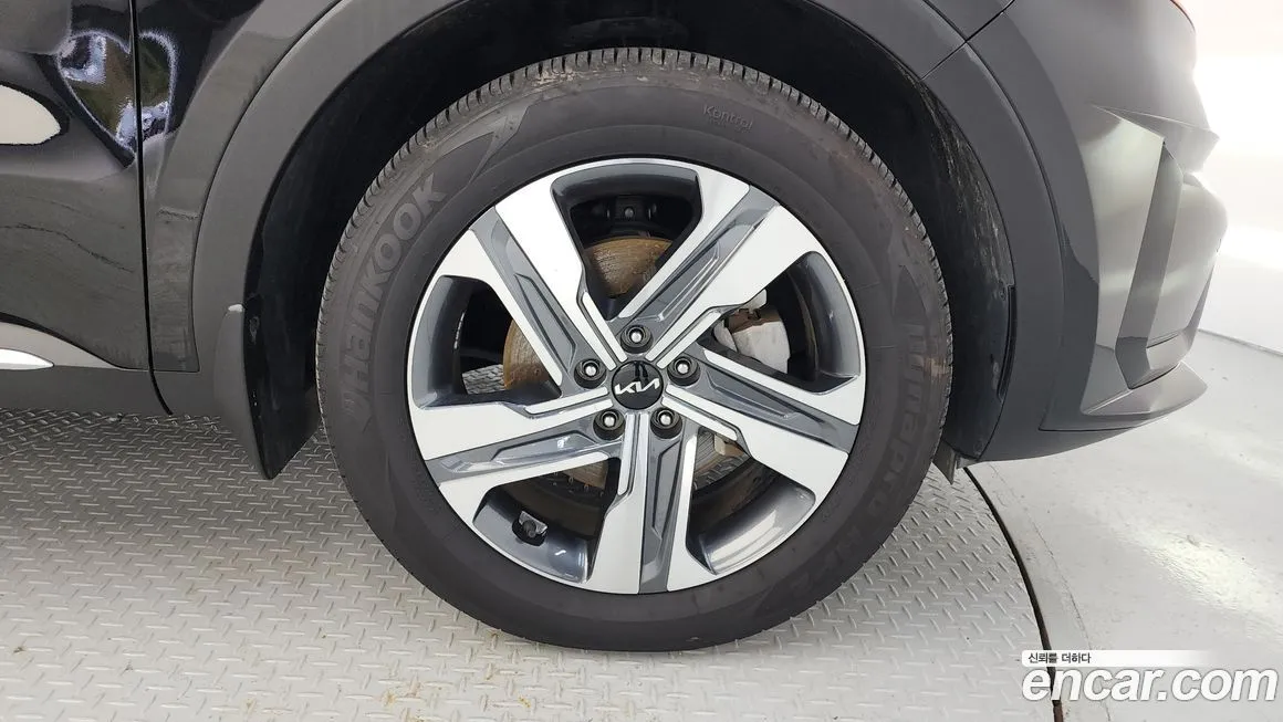 Kia Sorento — фото 5