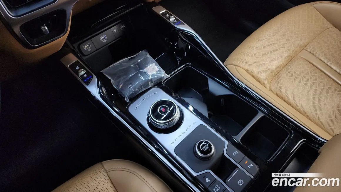 Kia Sorento — фото 9