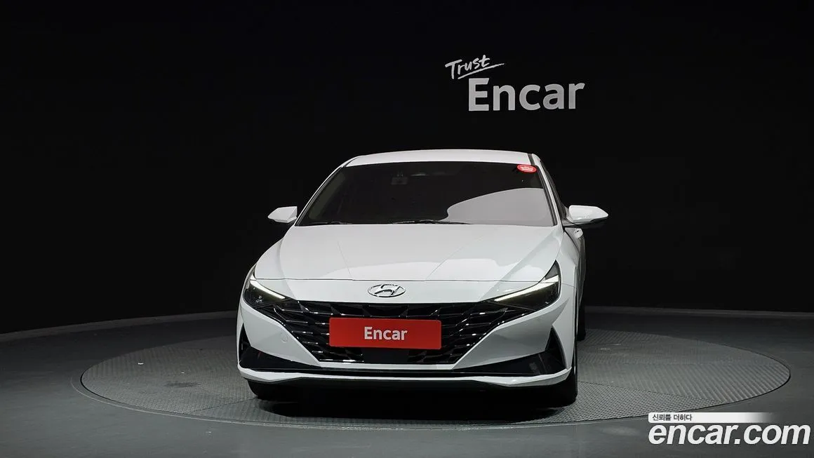 Hyundai AVANTE — фото 3