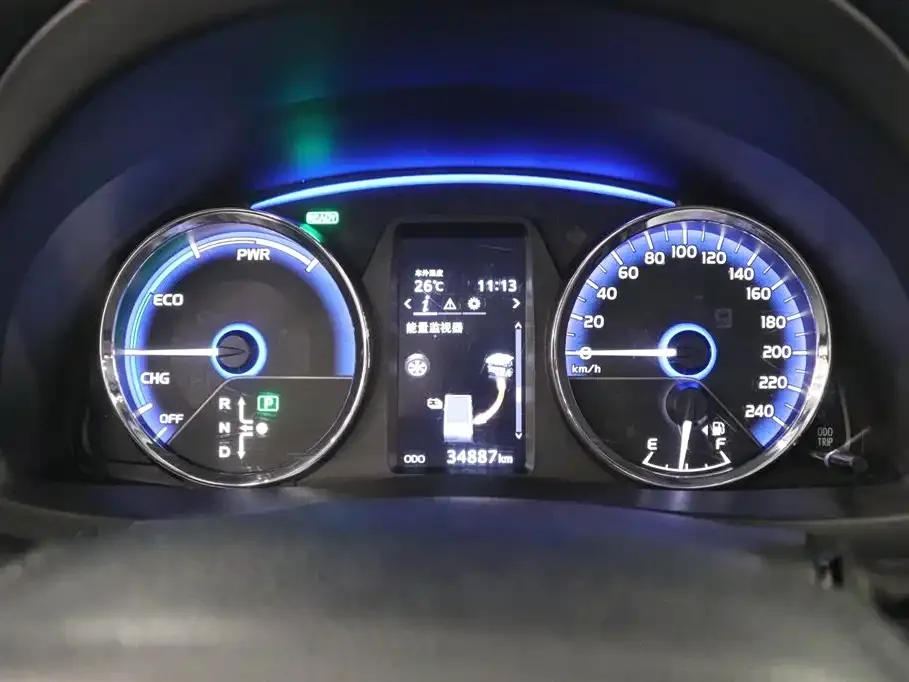 Toyota Corolla Hybrid — фото 7