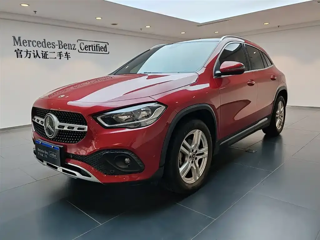 Mercedes-Benz GLA — фото 1