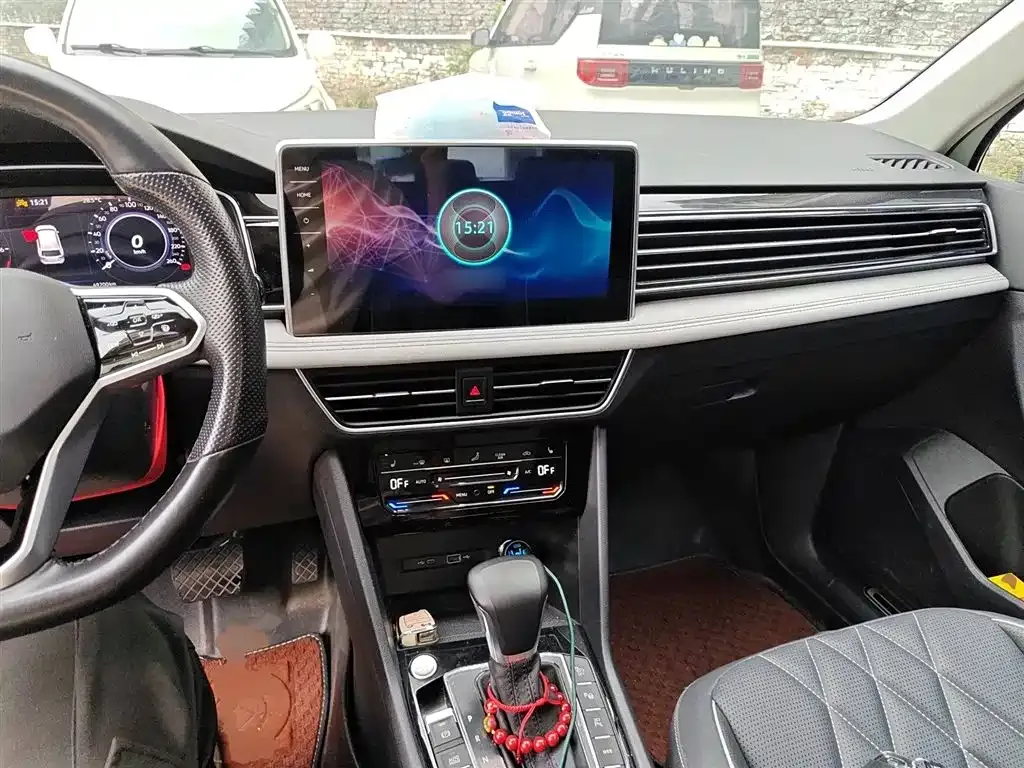 Volkswagen Tiguan L New Energy — фото 10