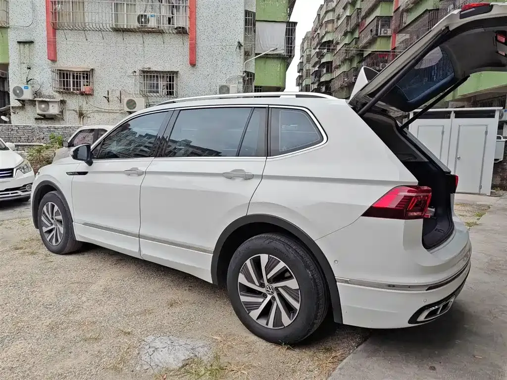 Volkswagen Tiguan L New Energy — фото 5