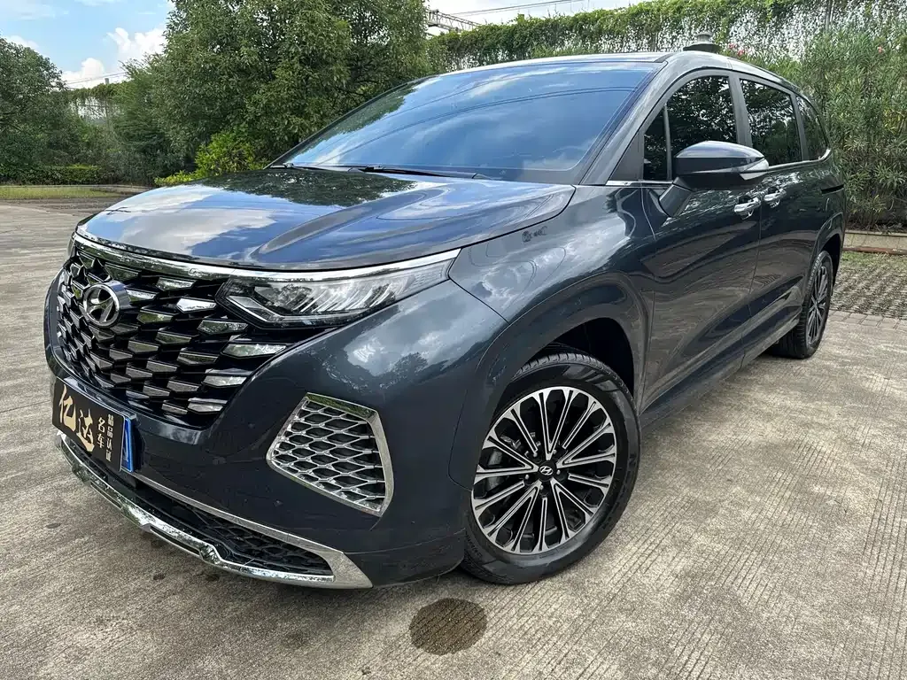 Hyundai Custo — фото 1
