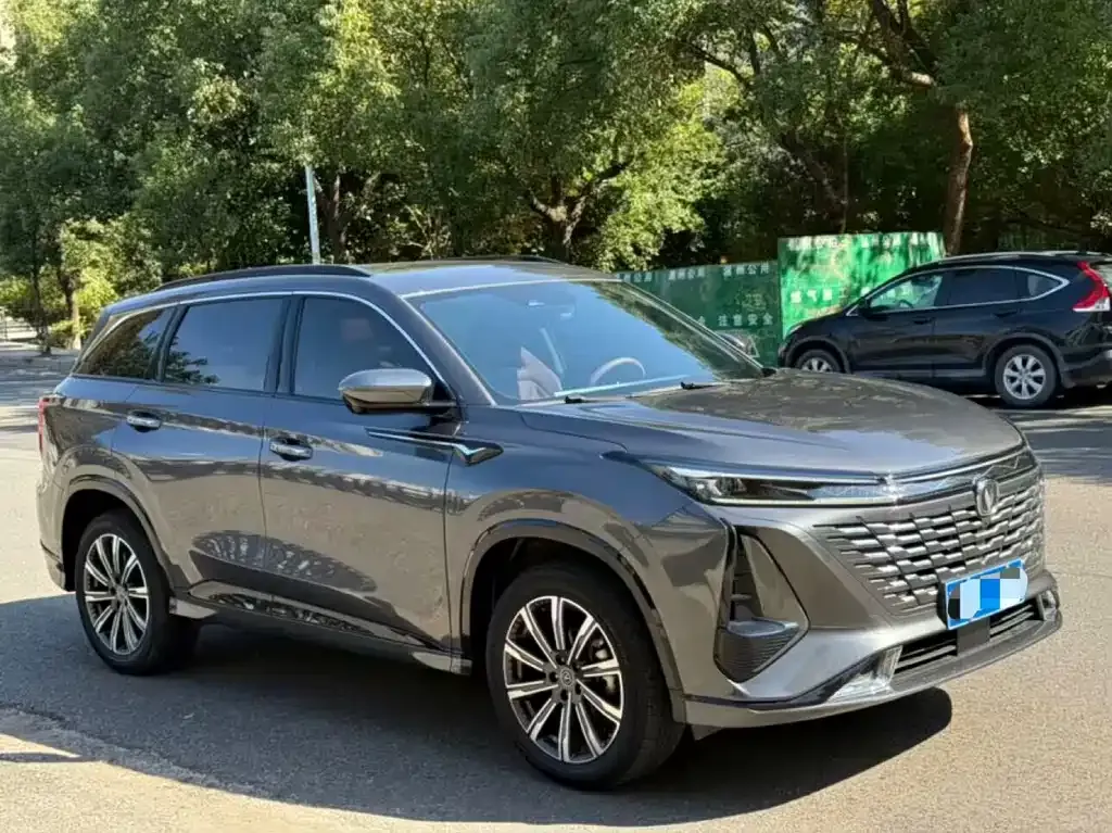 Changan CS75 PLUS — фото 3