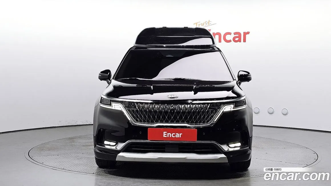 Kia Carnival — фото 3