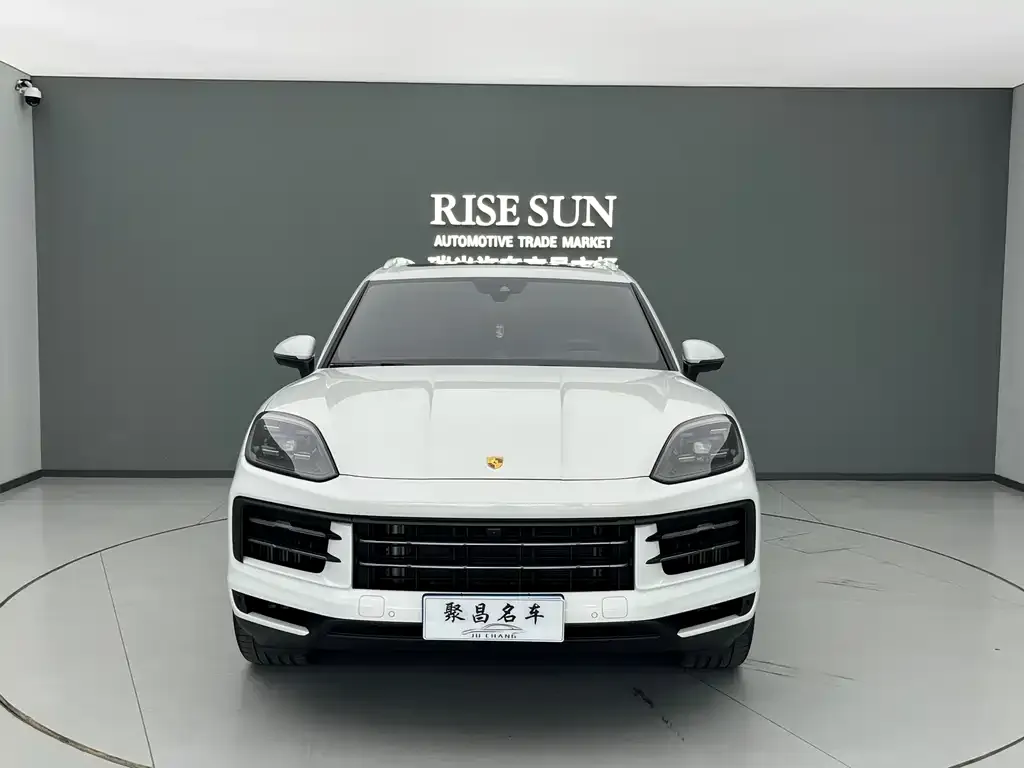 Porsche Cayenne — фото 2