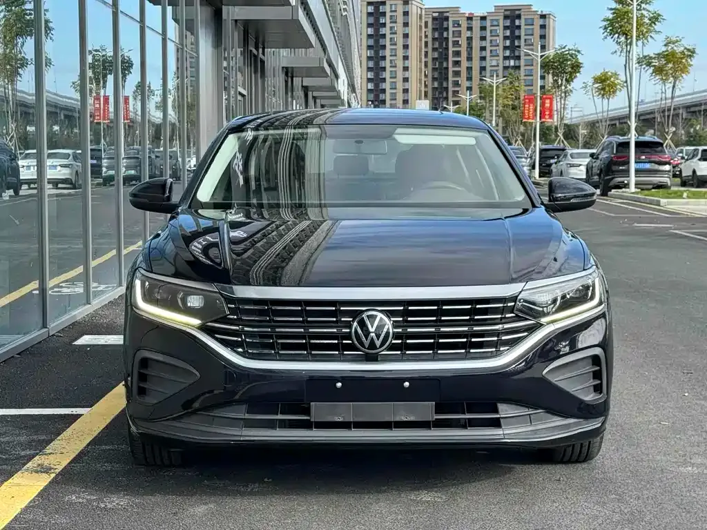 Volkswagen Passat — фото 2