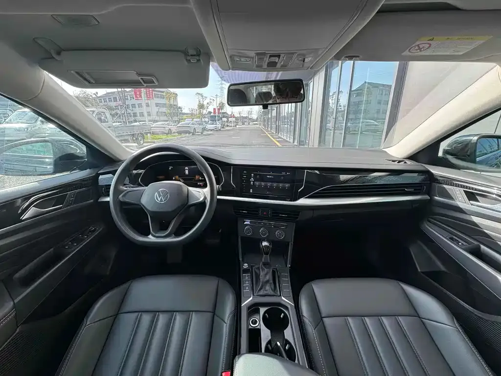 Volkswagen Passat — фото 5
