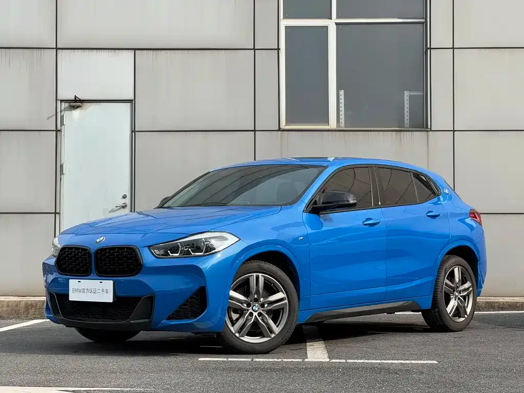 BMW X2 — фото 1