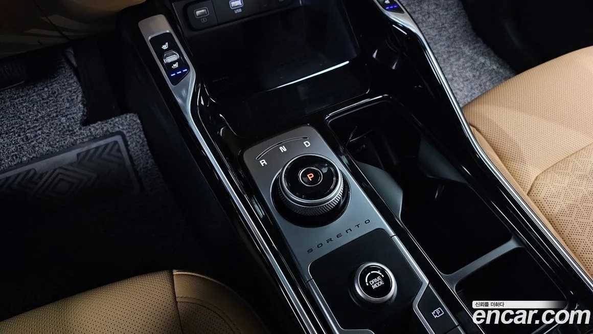 Kia Sorento — фото 9