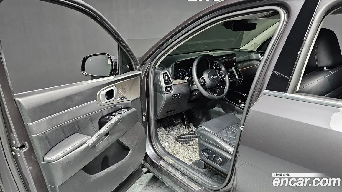 Kia Sorento — фото 10