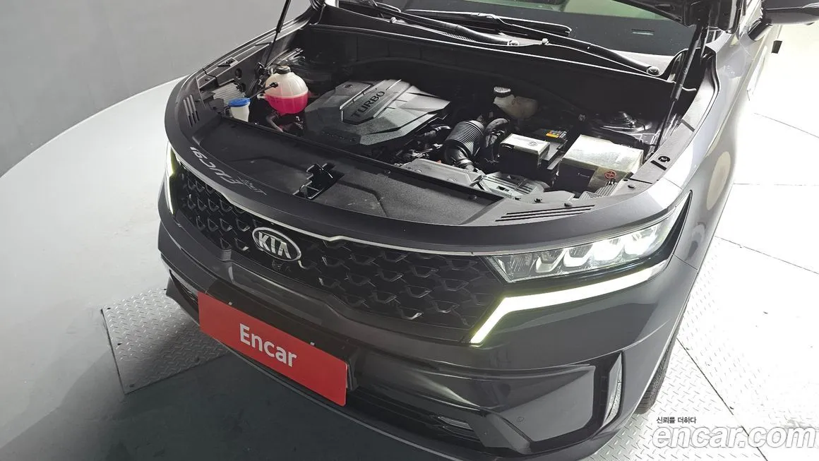 Kia Sorento — фото 6