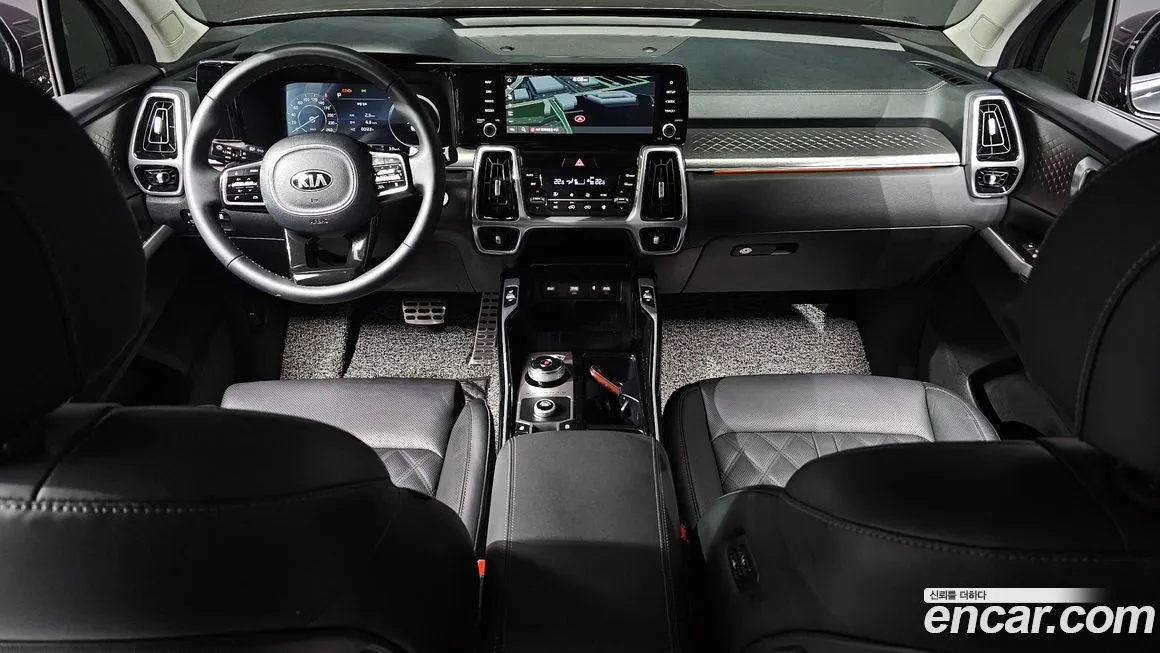 Kia Sorento — фото 7
