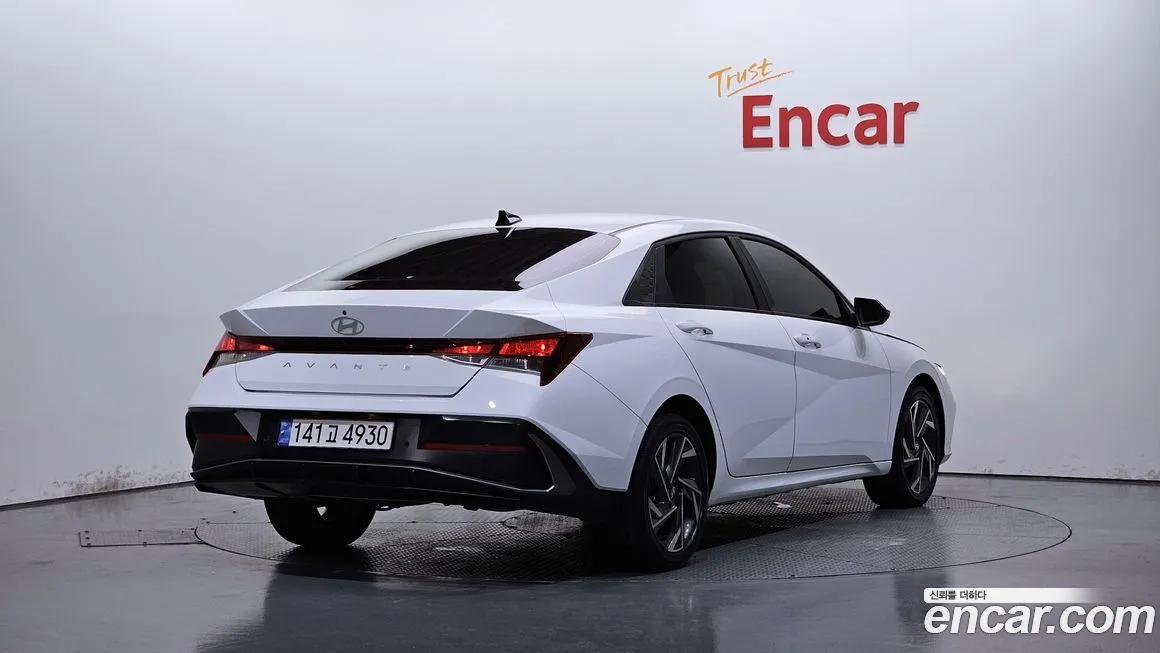 Hyundai AVANTE — фото 2