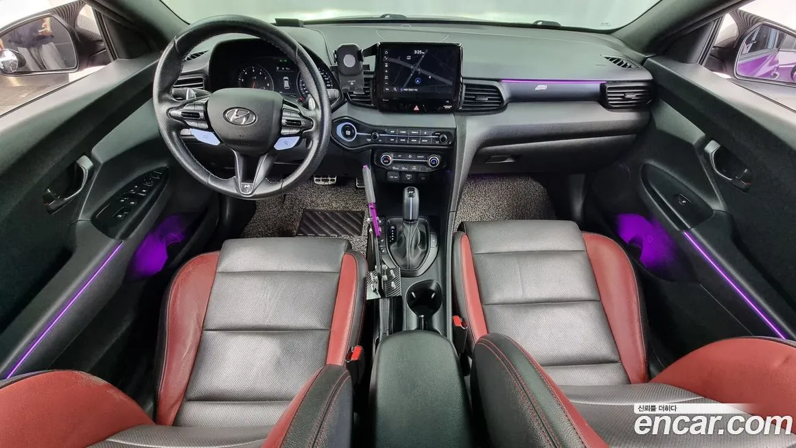 Hyundai Veloster — фото 7