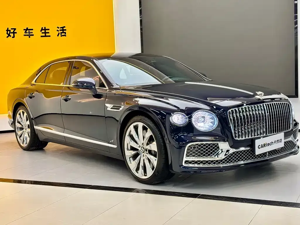 Bentley Flying Spur — фото 3
