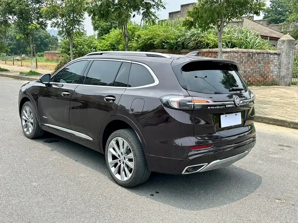Buick Envision Plus — фото 10