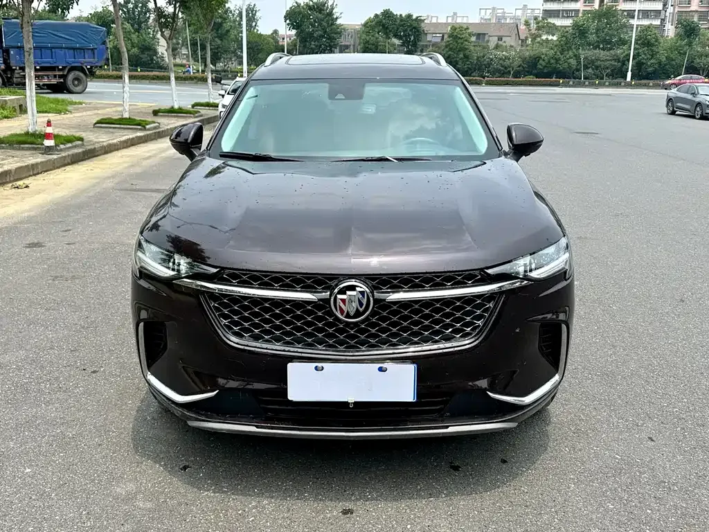 Buick Envision Plus — фото 3