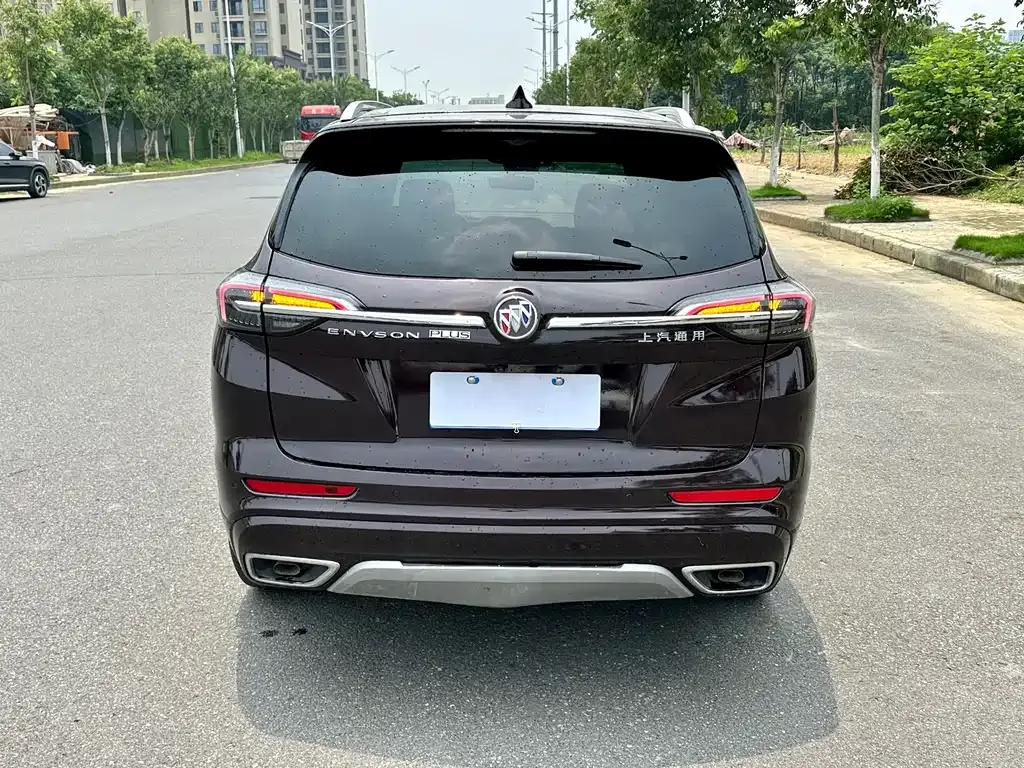 Buick Envision Plus — фото 9