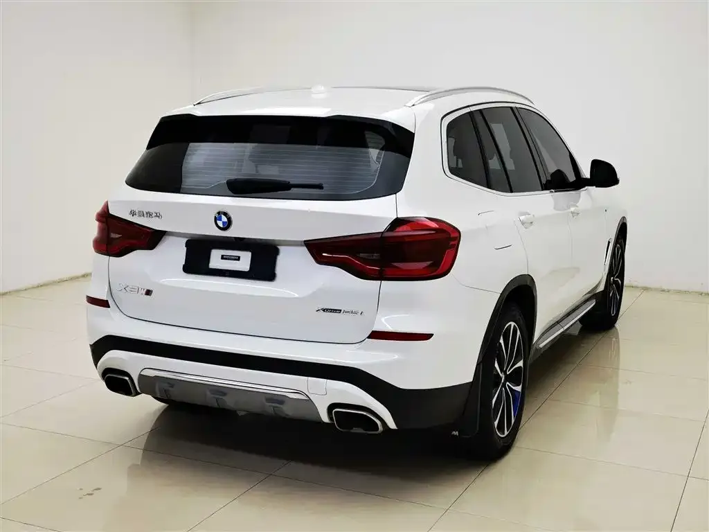 BMW X3 — фото 3