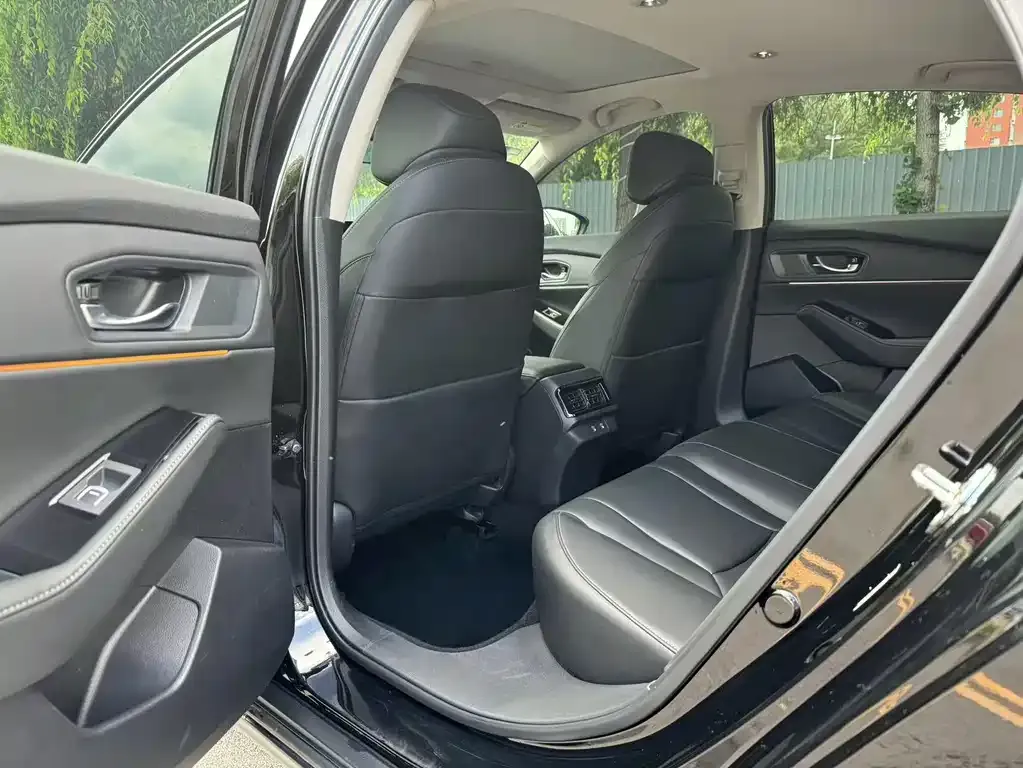 Honda Accord — фото 6