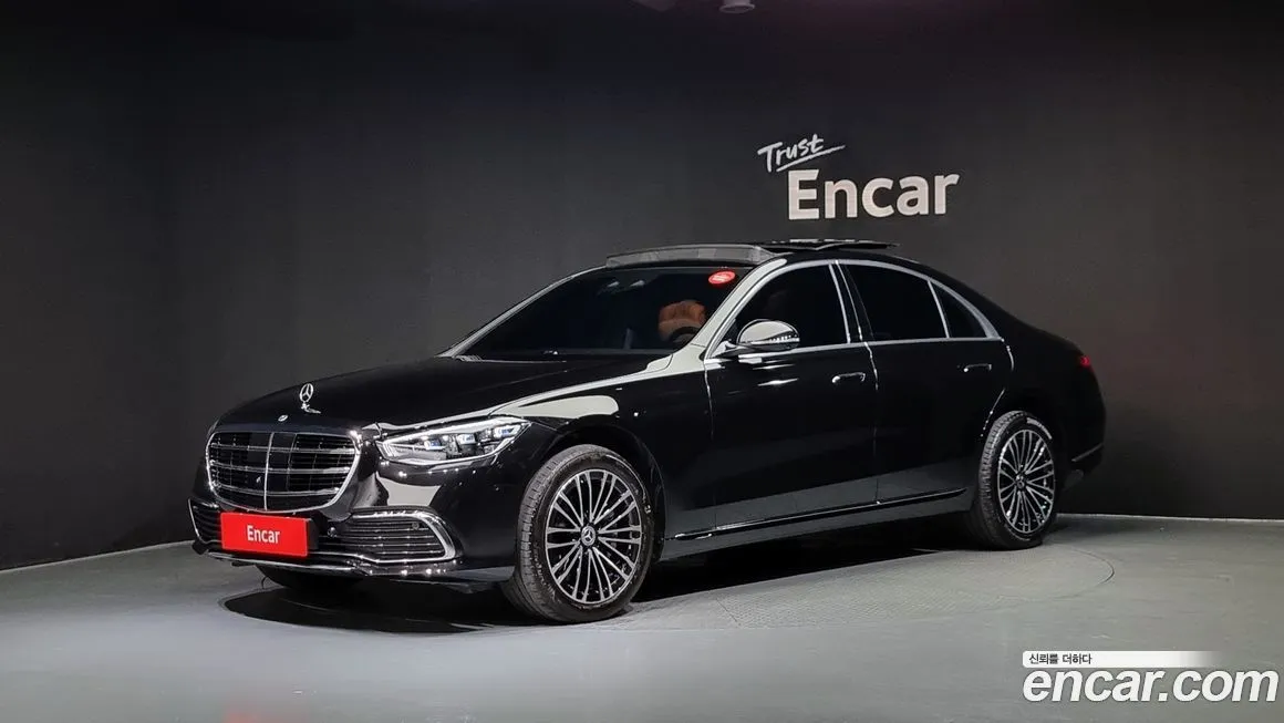 Mercedes-Benz S-Class — фото 1