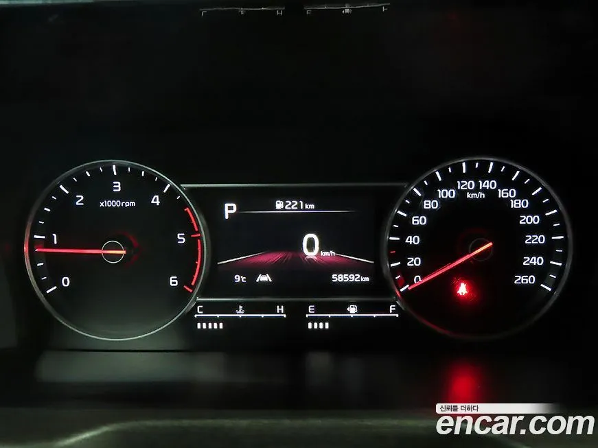Kia Sorento — фото 9